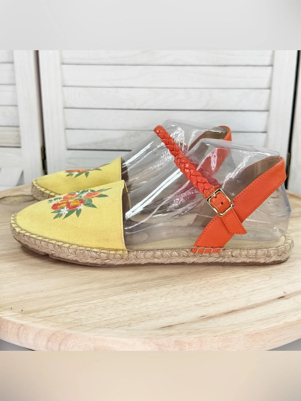 Talbots Izzy Embroidered Canvas Espadrilles Peach Fruit Floral Yellow Orange 9